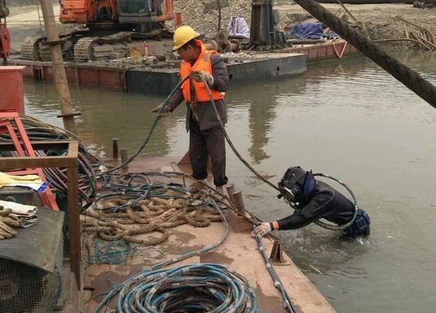 闻喜潜水封堵打捞